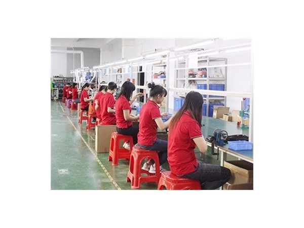 聯(lián)鑫德誠(chéng)數(shù)據(jù)線廠家，專注USB數(shù)據(jù)線生產(chǎn)與OEM定制